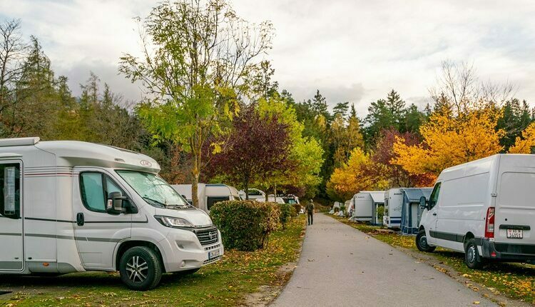 Holiday Caravan